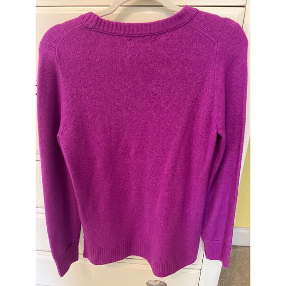 J. Crew Magenta Purple Wool Crewneck Pullover Sweater Women's Size XS Preppy - Picture 4 of 5